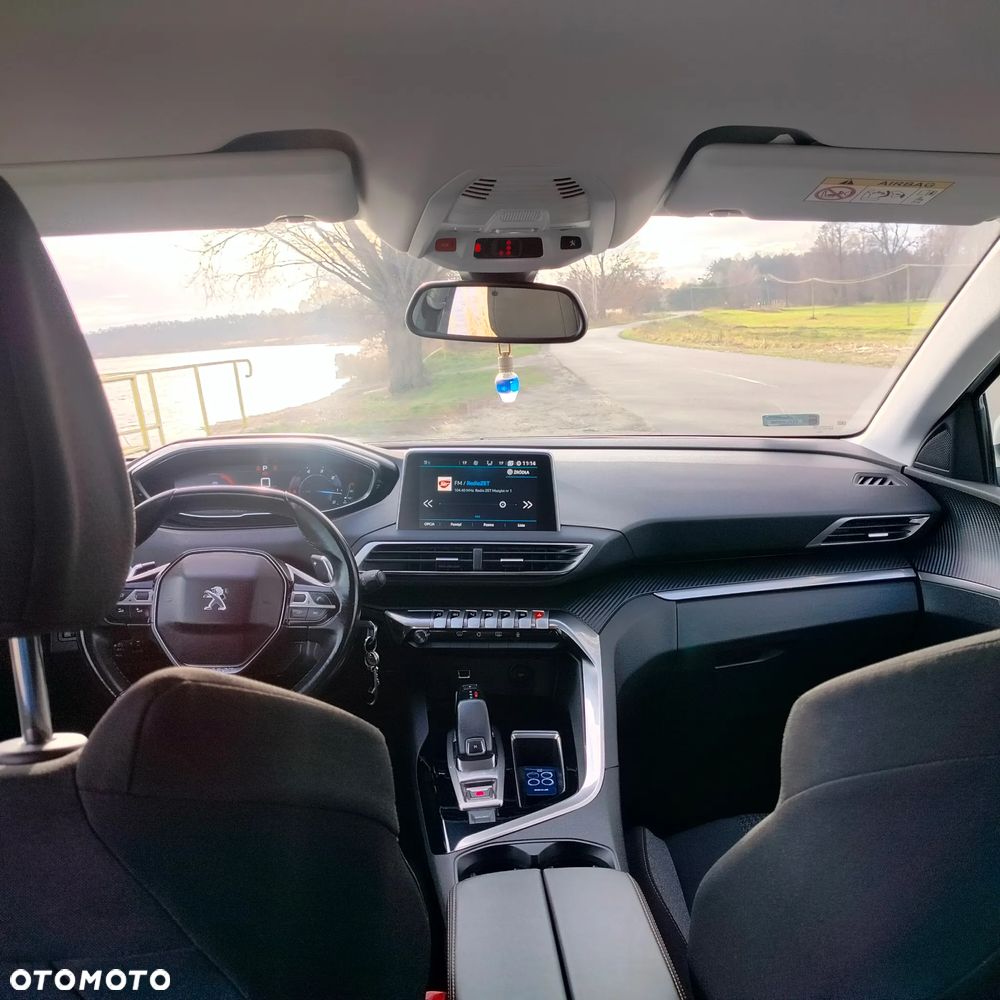 Peugeot 3008 - 8
