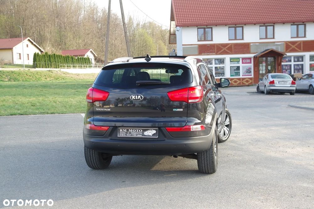 Kia Sportage 1.7 CRDI 2WD ISG Dream-Team Edition - 16