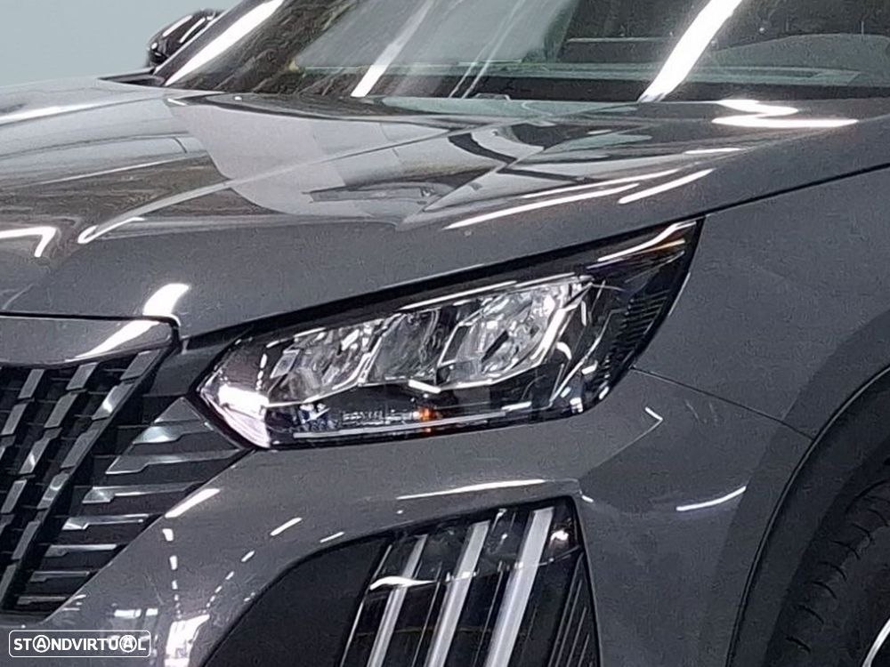 Peugeot 2008 1.2 PureTech Allure - 3