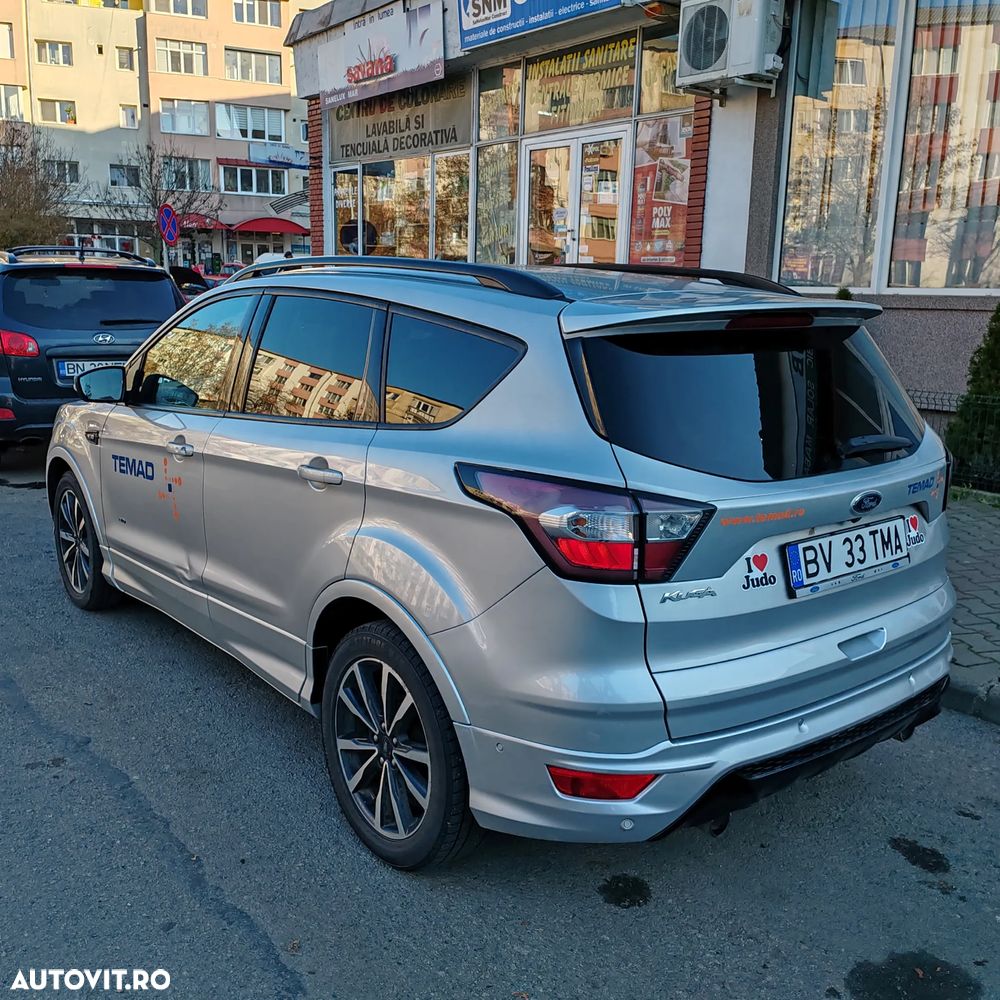 Ford Kuga 2.0 TDCi 4WD Powershift ST-Line - 6