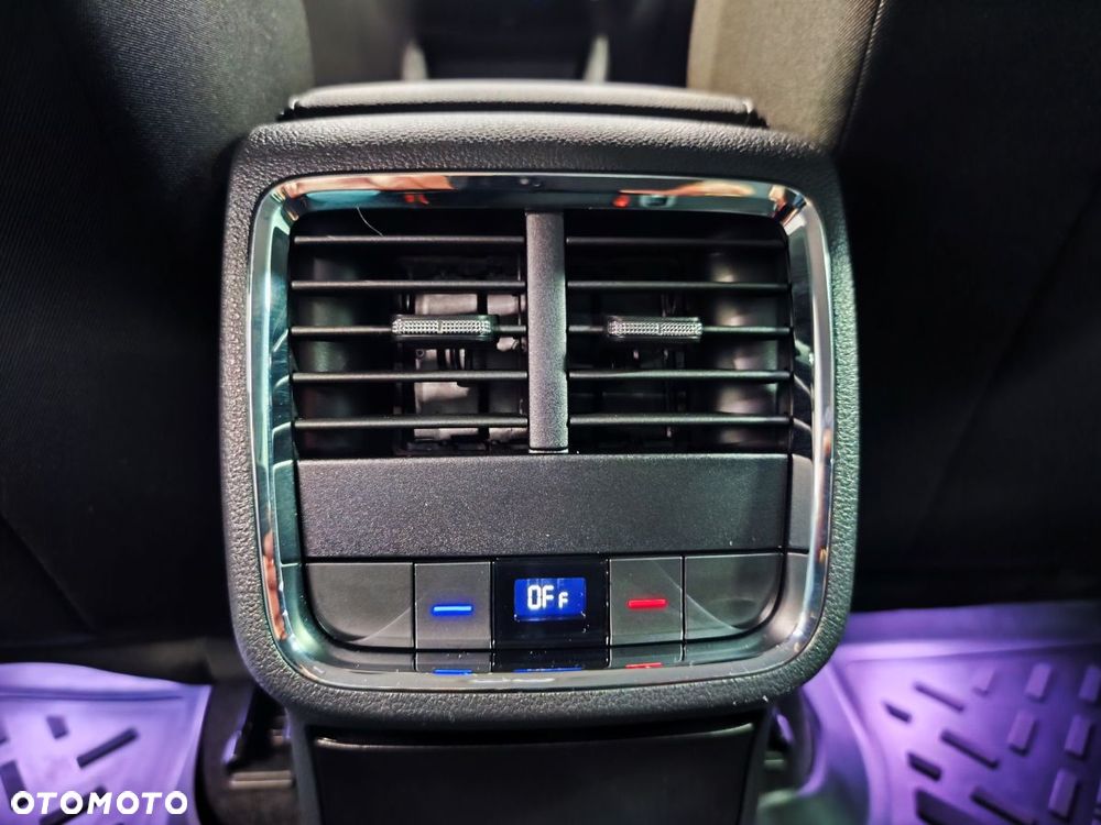 Skoda Octavia 2.0 TDI DSG Exclusive - 9