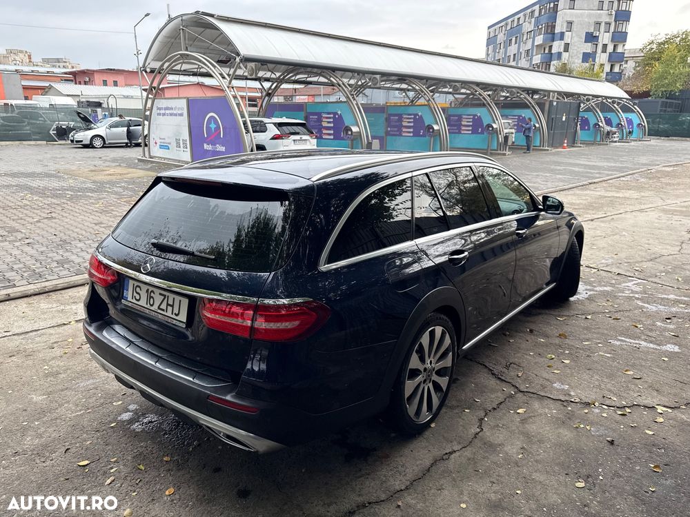Mercedes-Benz E 220 d 4Matic All-Terrain 9G-TRONIC Exclusive - 5