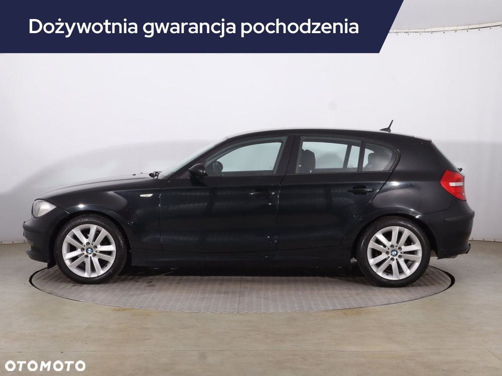 BMW 1 Series 2009 photo 3