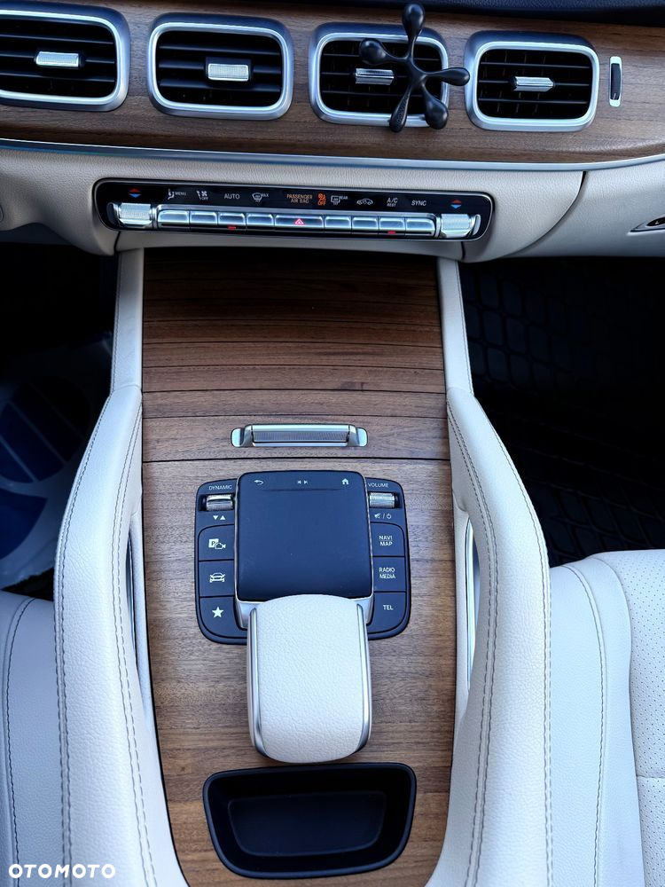 Mercedes-Benz GLE - 26