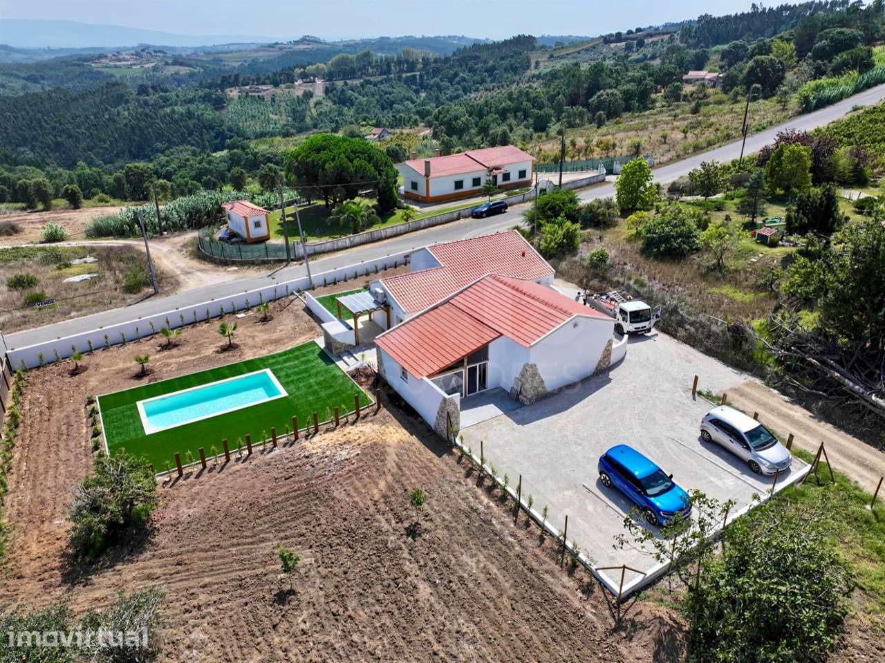 Moradia Térrea c/ Piscina, Jardim, Anexo, Garagem e Parqueamento, I... - Grande imagem: 2/50