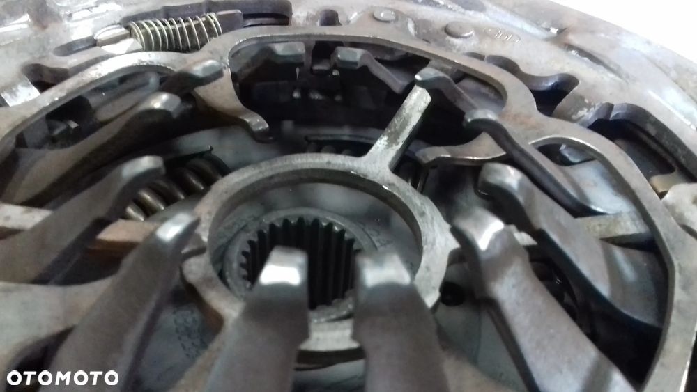sprzęgło koło dwumasowe A6 C6 2.7 TDI - 3