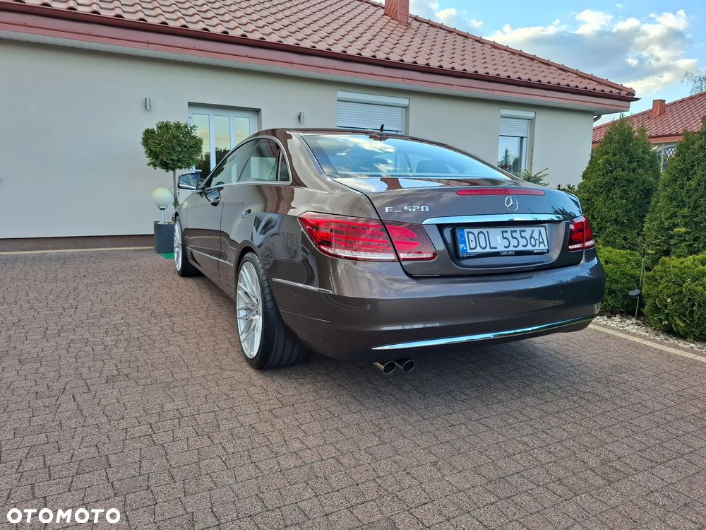 Mercedes-Benz Klasa E 250 - 3