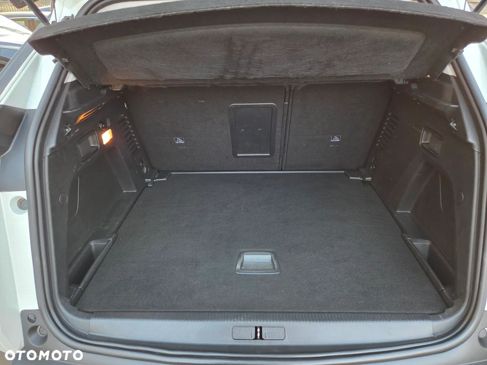 Peugeot 3008 1.2 PureTech Active Pack S&S - 10