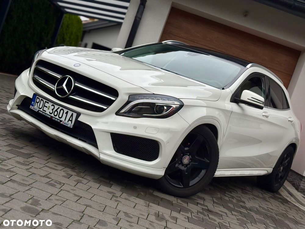 Mercedes-Benz GLA 200 7G-DCT AMG Line - 17