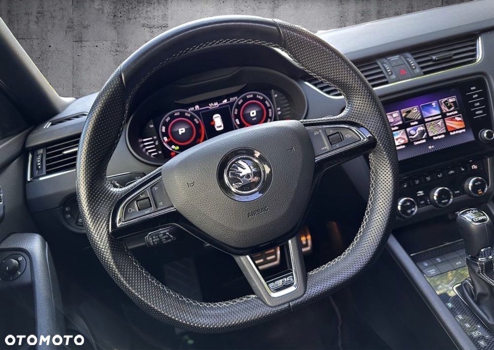 Skoda Octavia 2.0 TSI RS Challenge 245 DSG - 14