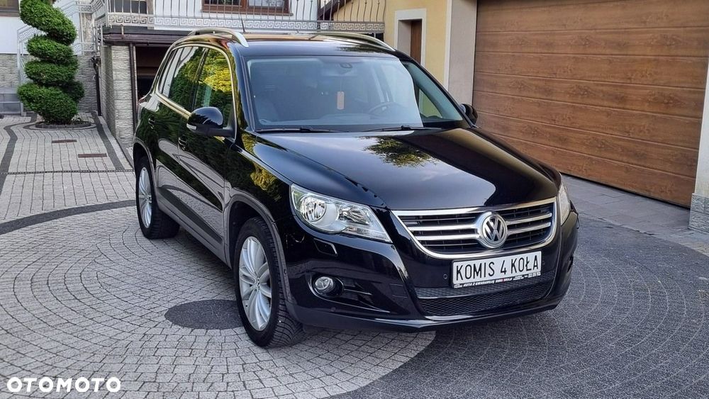 Volkswagen Tiguan - 8