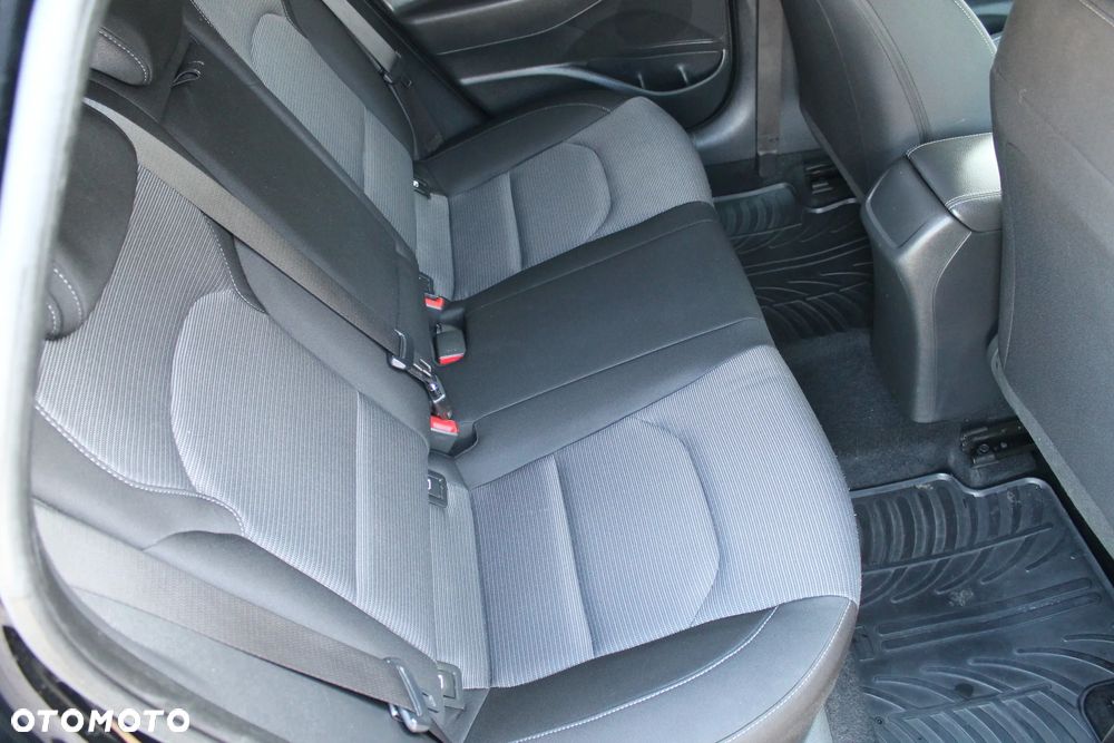 Hyundai i30 1.4 Passion Plus - 36
