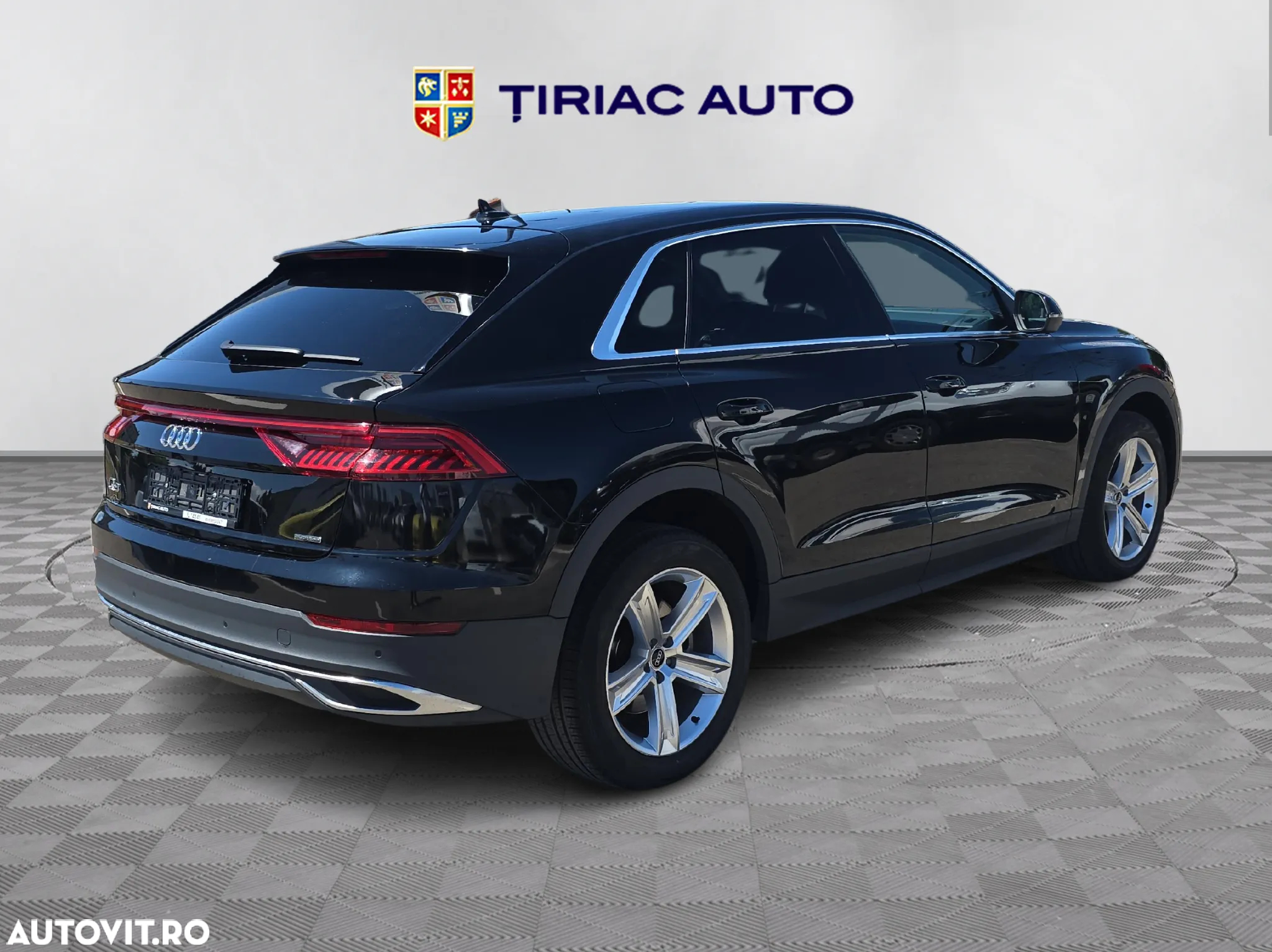 Audi Q8 - 5