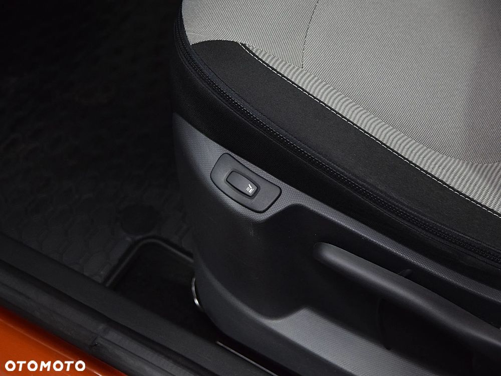 Renault Captur 1.2 TCe Intens EDC - 20