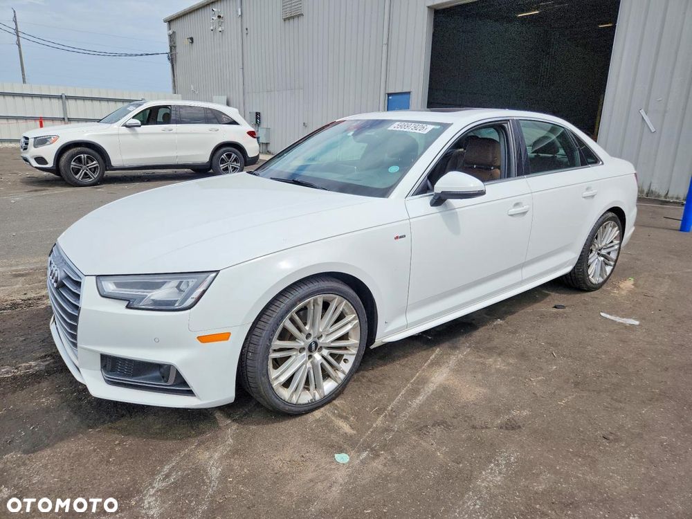 Audi A4 Limousine 45 TFSI quattro S tronic design - 2
