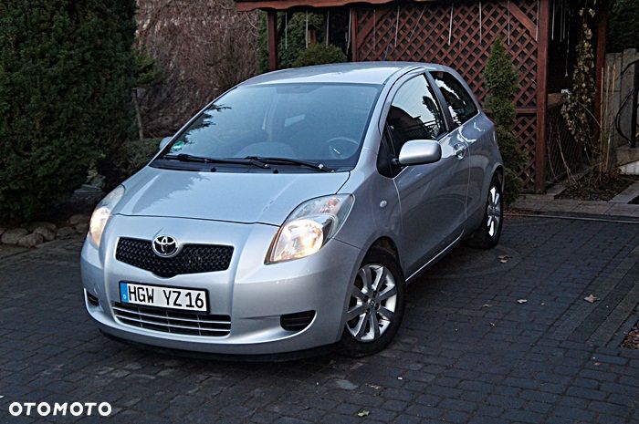 Toyota Yaris 1.3 VVT-i Luna - 12