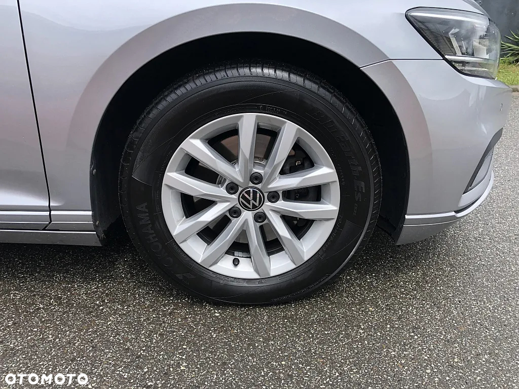 Volkswagen Passat 2.0 TDI EVO Business DSG - 31