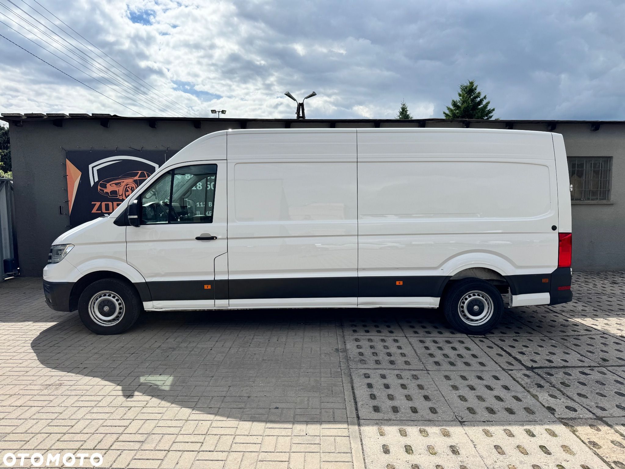 Volkswagen Crafter - 1
