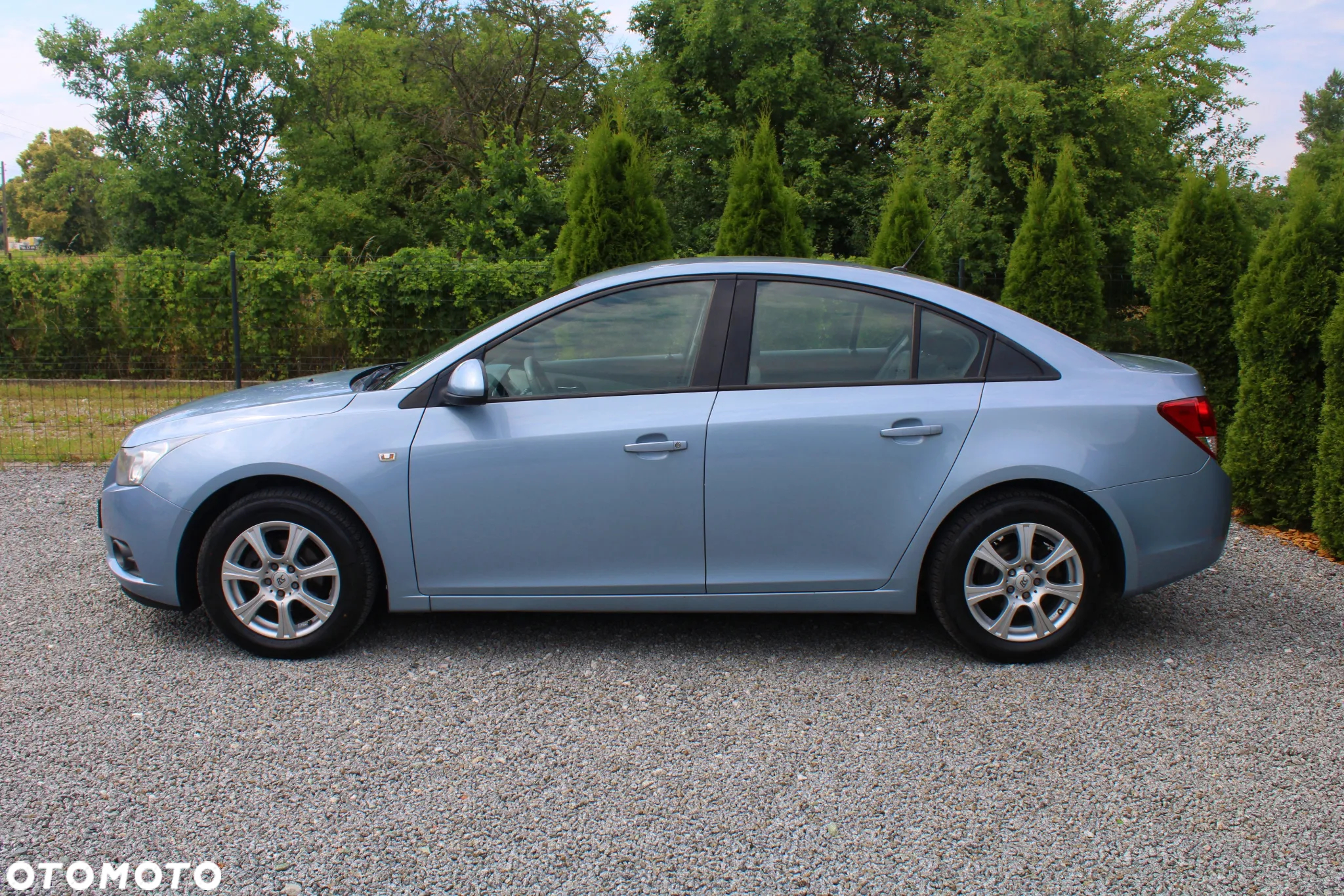 Chevrolet Cruze 1.6 LS - 6