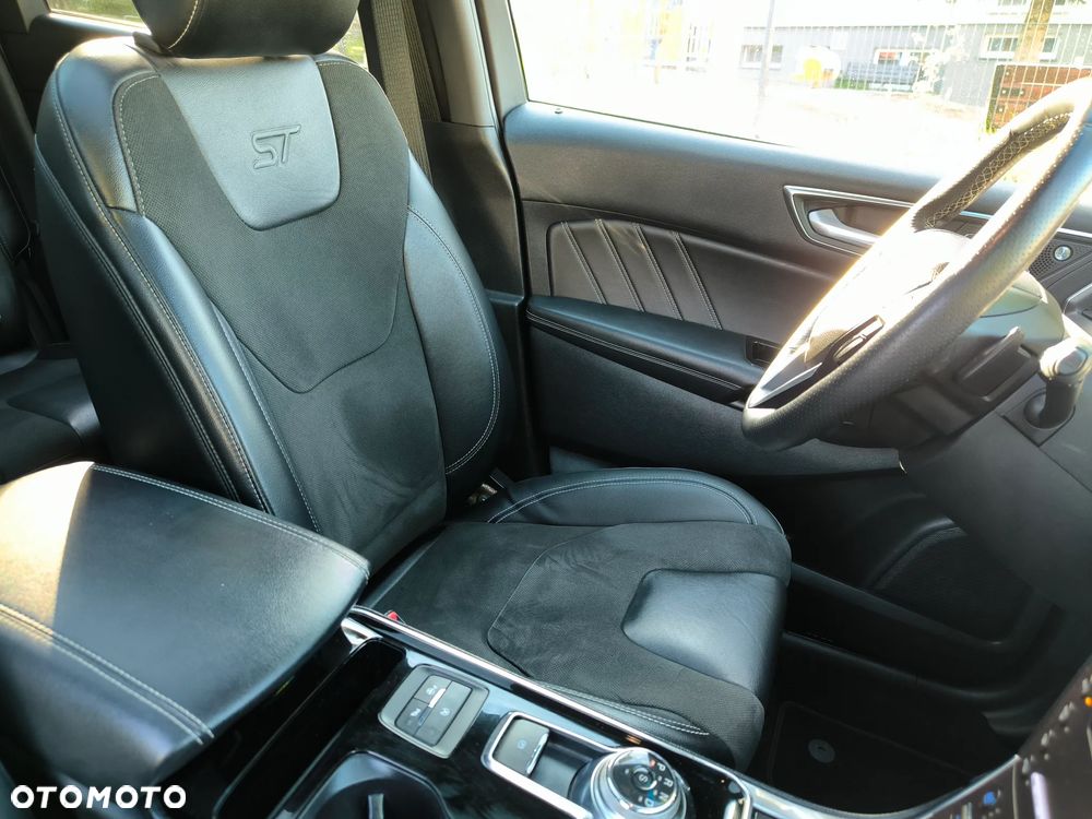 Ford Edge - 22