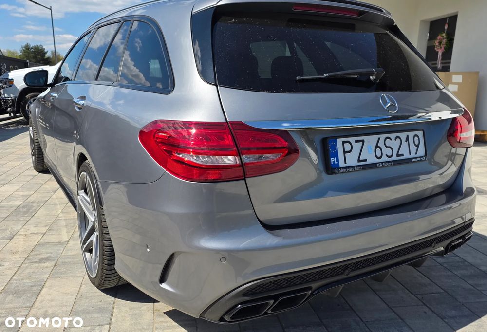 Mercedes-Benz Klasa C AMG 63 S - 28