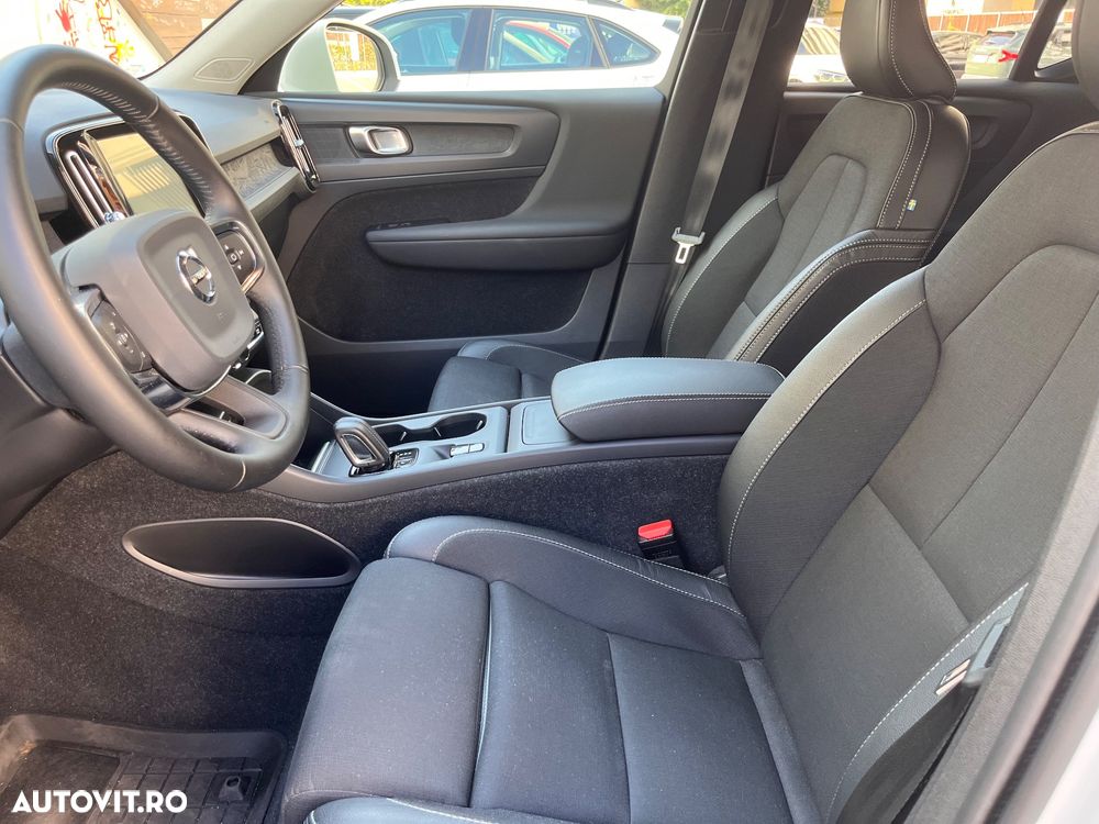 Volvo XC 40 T4 Momentum Pro - 8