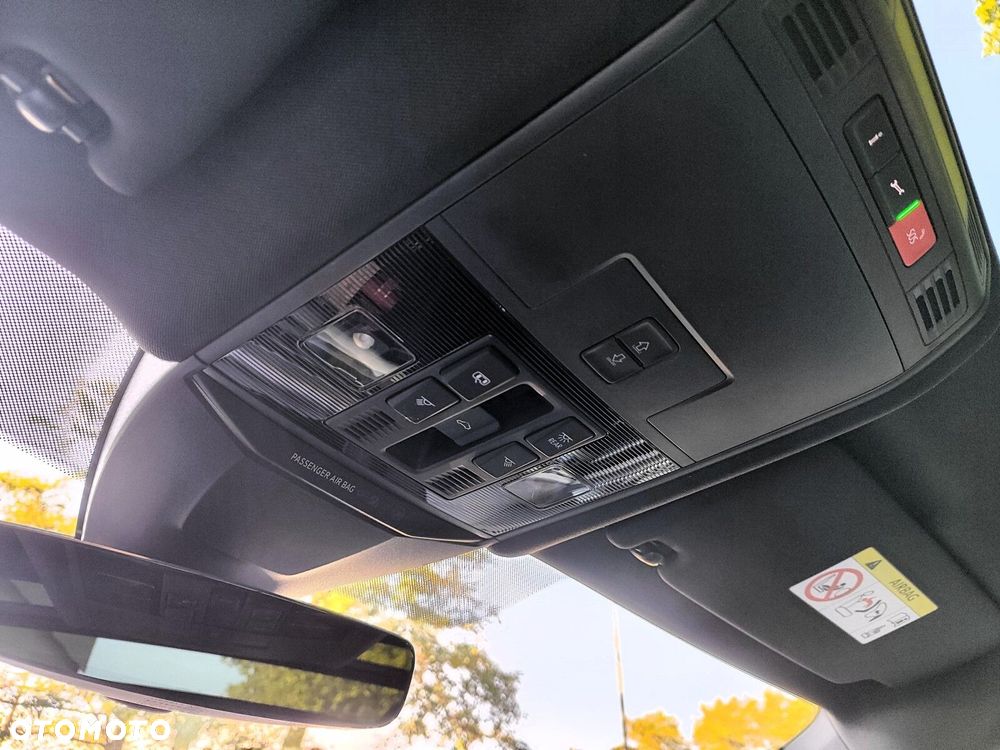 Volkswagen Arteon 2.0 TDI R-Line DSG - 26