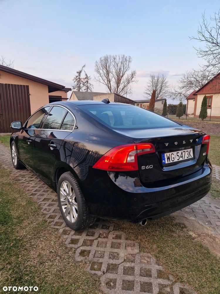 Volvo S60 D2 Drive-E Kinetic - 3