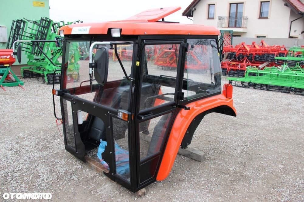 Kabina kabiny ciagnikowa Ursus C 330 C-330 NAGLAK - 4