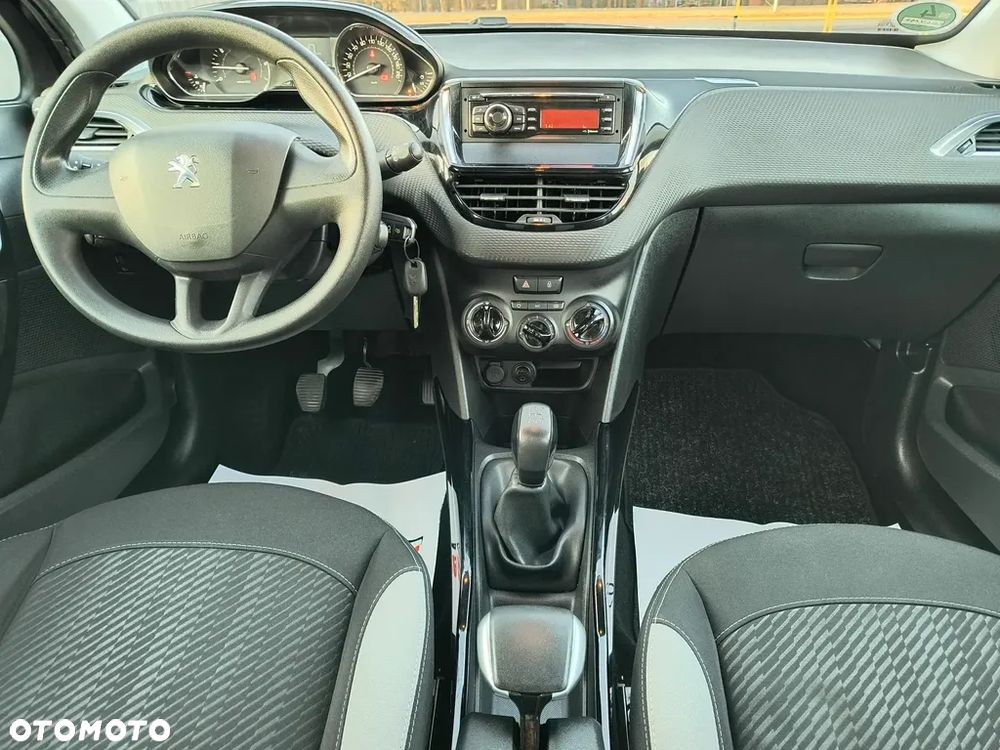 Peugeot 2008 - 6