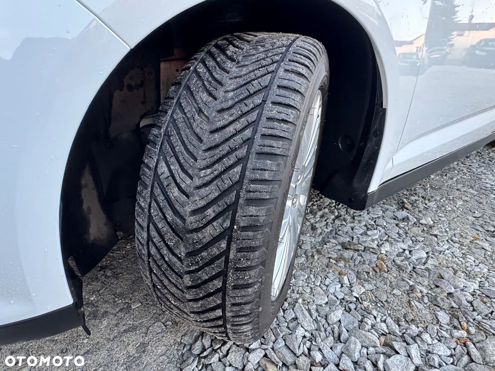 Ford C-MAX 2.0 TDCi Titanium - 23