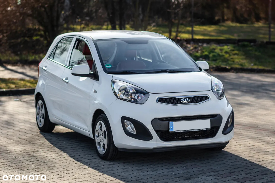 Kia Picanto 1.2 Fifa World Cup Edition - 6