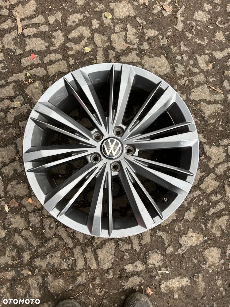 Felga VW Passat B8 8J x 18 ET 44 3G0601025BN - 1