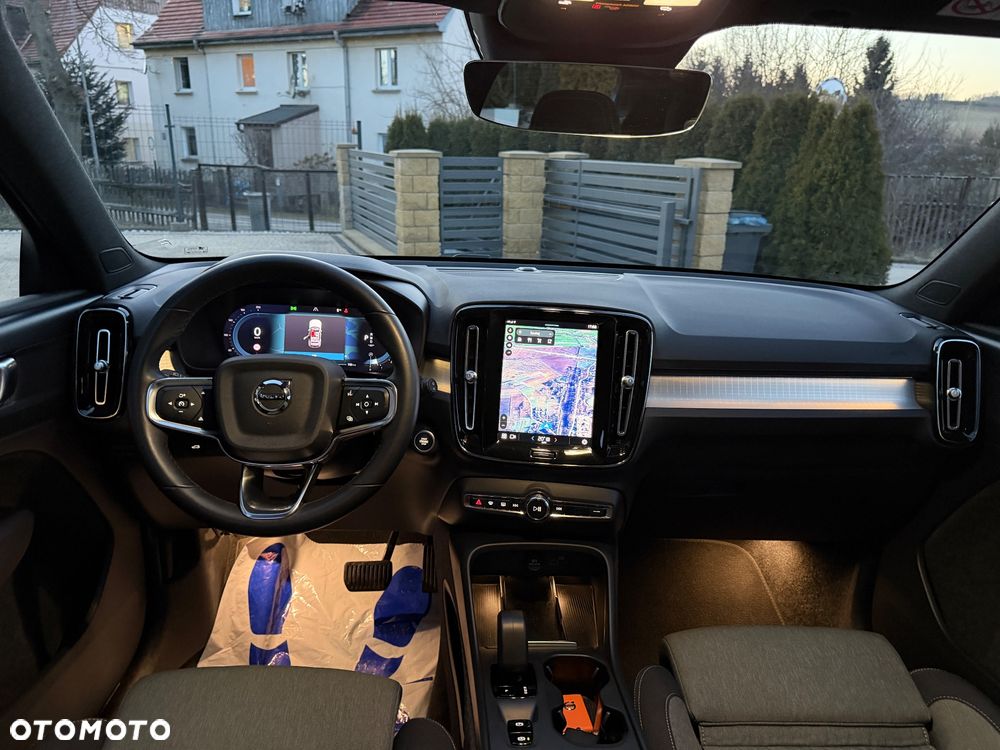 Volvo XC 40 B3 Plus Bright - 20