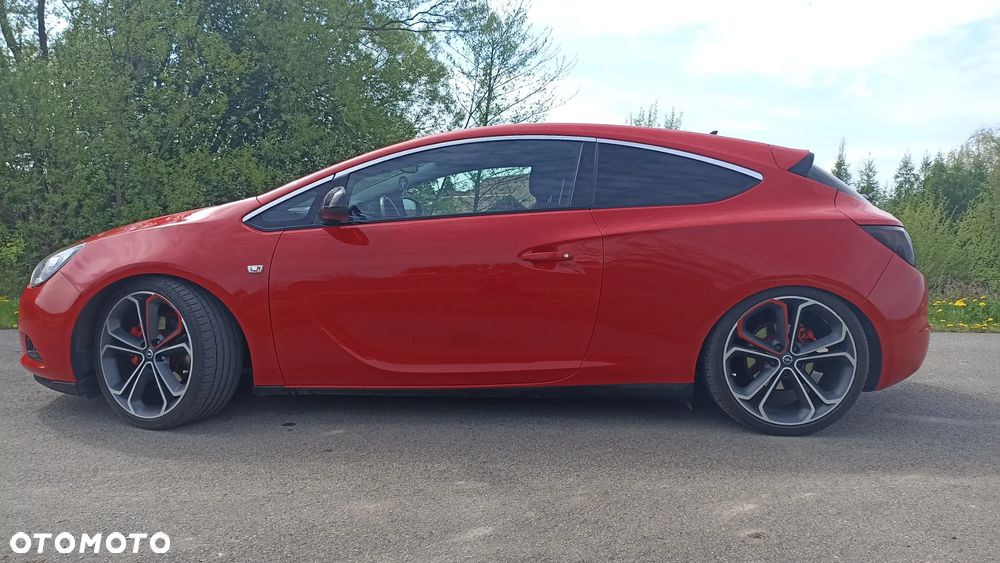 Opel Astra IV GTC 1.4 T Sport S&S - 7