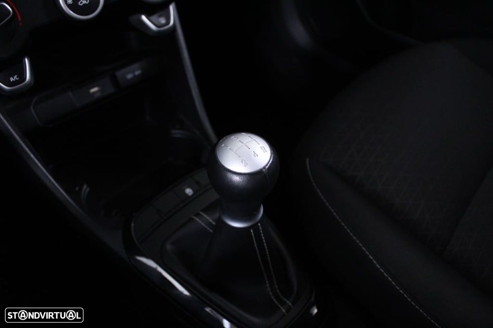 Kia Picanto 1.0 CVVT Urban - 30