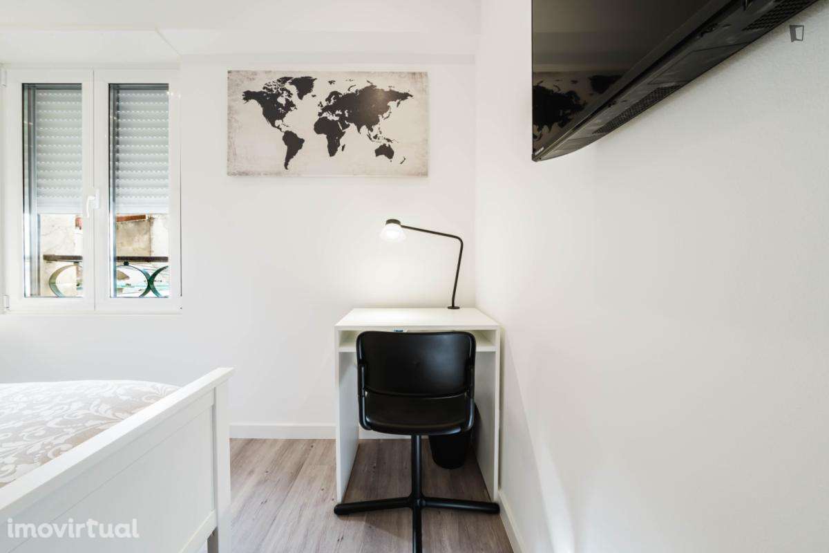 Quarto - localizado em Lumiar Lisbon - Grande imagem: 3/23