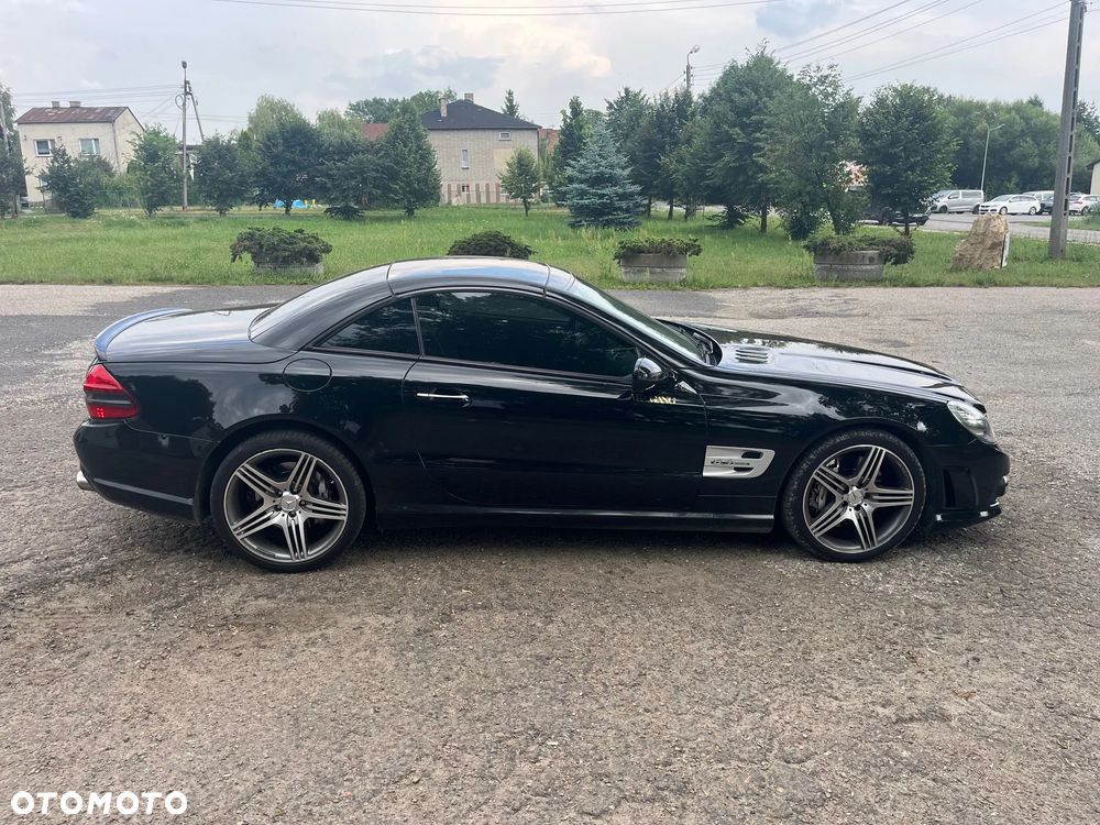 Mercedes-Benz SL 63 AMG SPEEDSHIFT MCT - 2