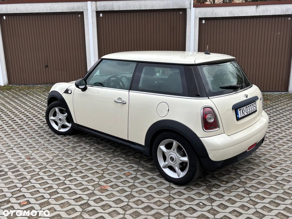 MINI ONE Standard - 7