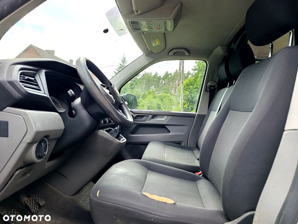 Volkswagen Transporter - 12