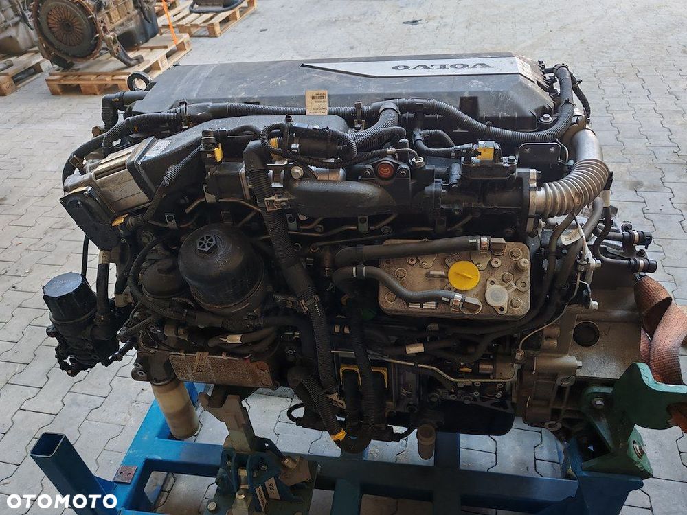 SILNIK KOMPLETNY VOLVO D8 EURO6 - 2