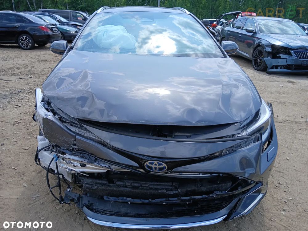 Toyota Corolla 2.0 Hybrid Executive - 36