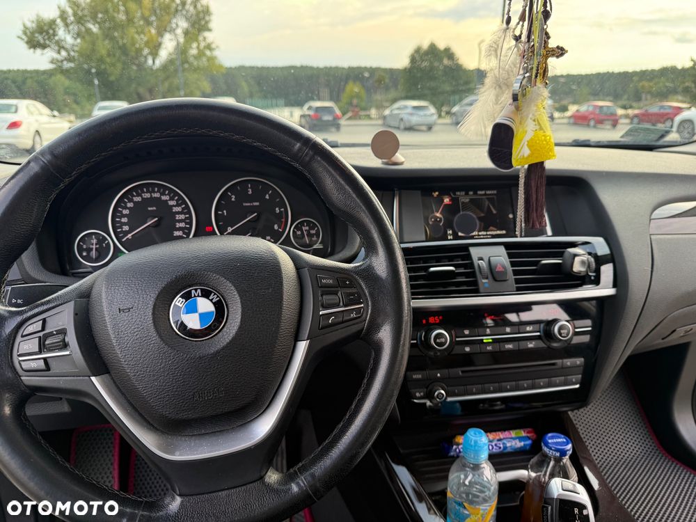 BMW X3 xDrive20d - 23