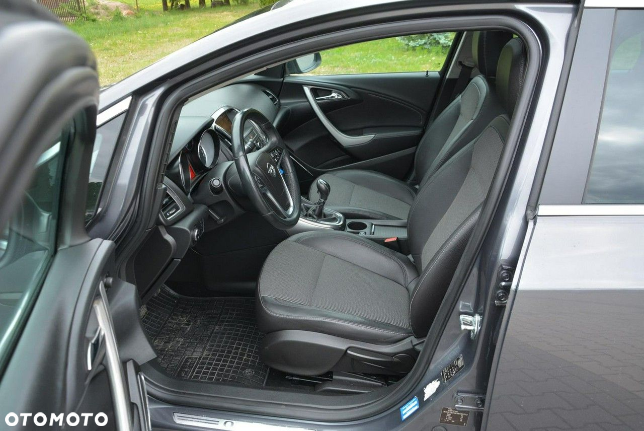 Opel Astra 1.6 Turbo Sports Tourer Innovation - 21