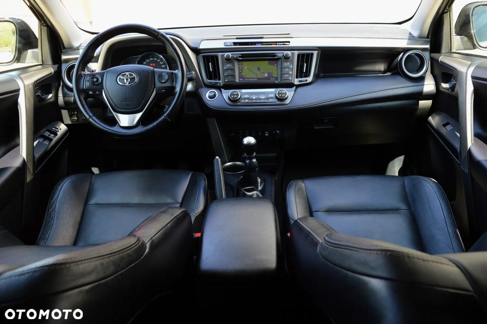 Toyota RAV4 2.2 D-4D Prestige - 8