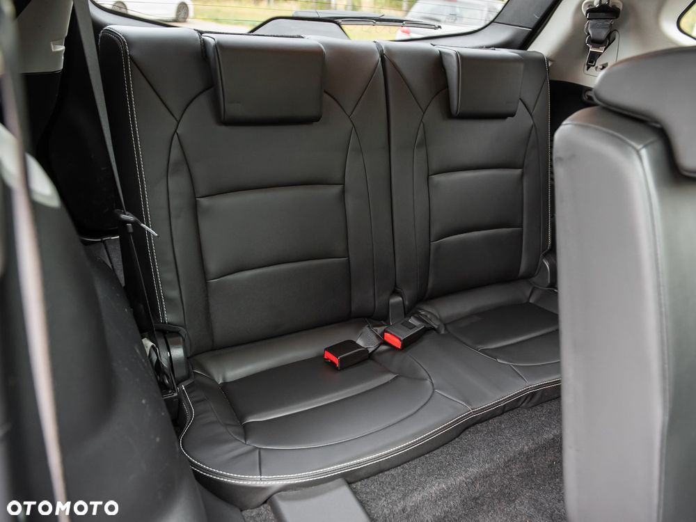 Nissan Qashqai+2 - 19