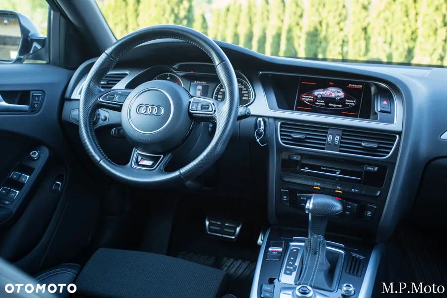 Audi A4 Avant 2.0 TDI Quattro Line S tronic - 37