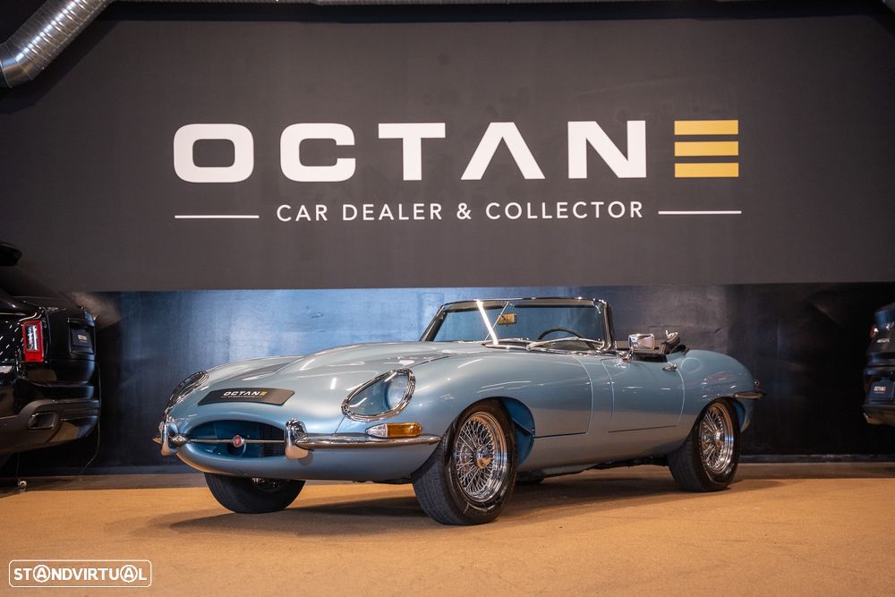 Jaguar E-Type - 1