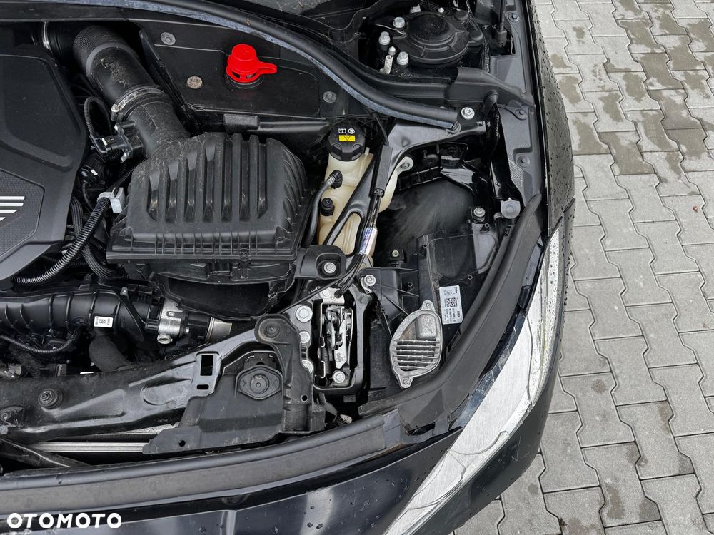BMW Seria 1 118i GPF Sport Line Shadow - 32