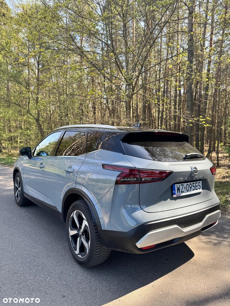Nissan Qashqai 1.3 DIG-T MHEV Premiere Edition Xtronic - 4